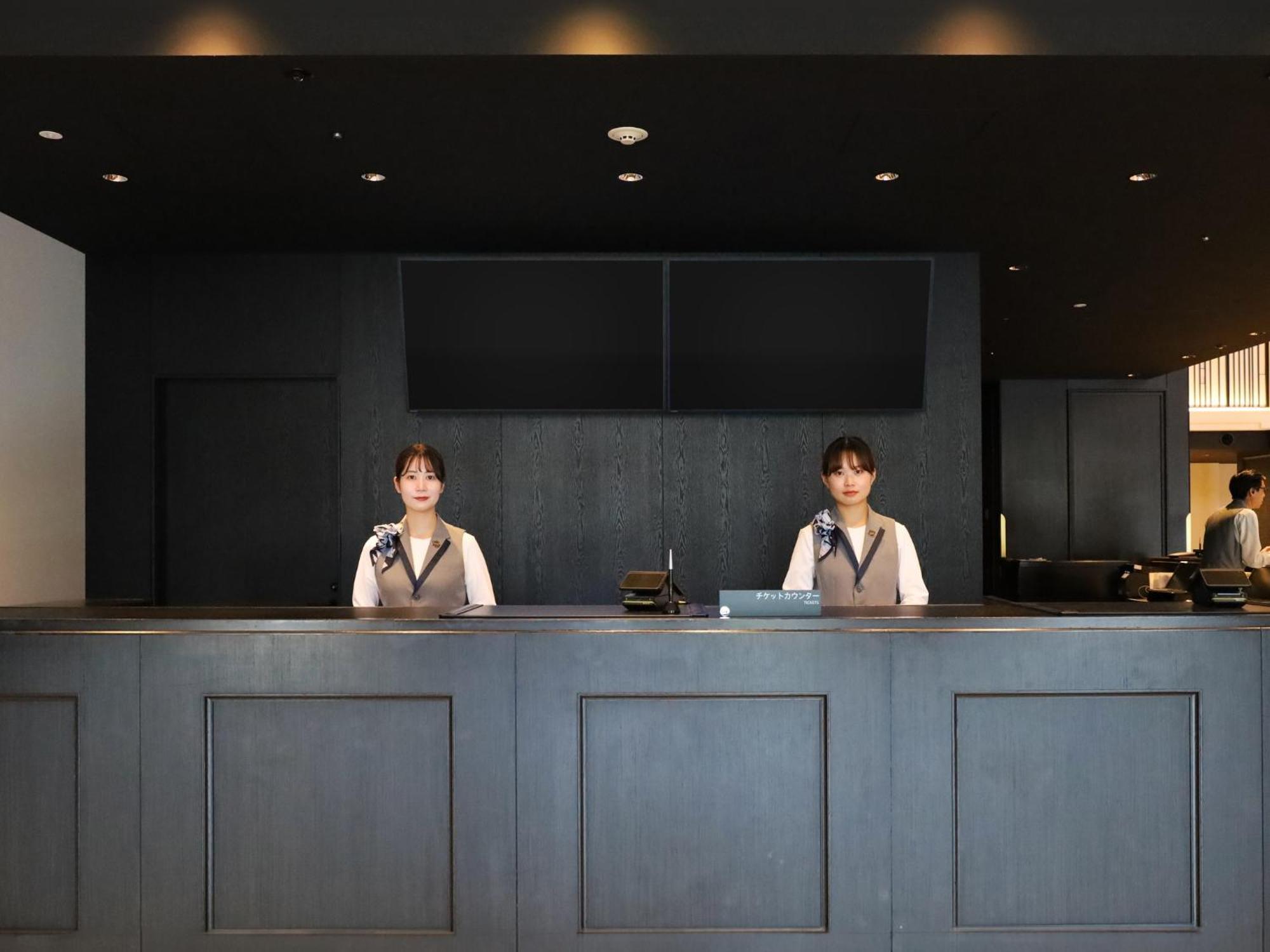 Liber Hotel Osaka Exterior photo